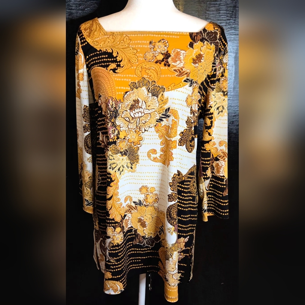 JM Collection 3/4 Inch Sleeves Black & Gold Paisley Floral Tunic Top M